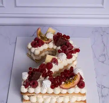 Photo d'un number cake - Pâtisserie Noisiel 77